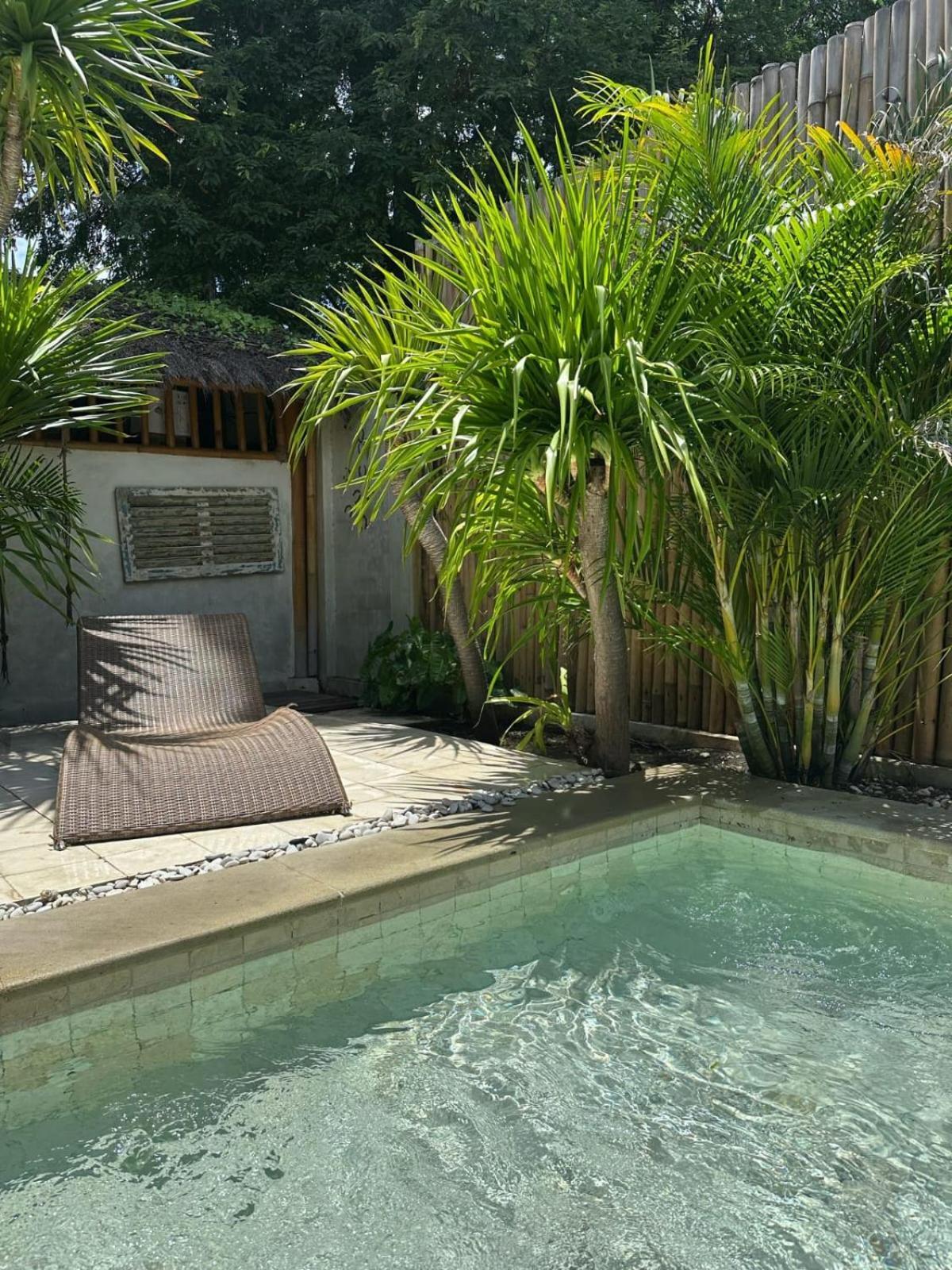 Tipsea Turtle Gili Air Hotel Exterior foto